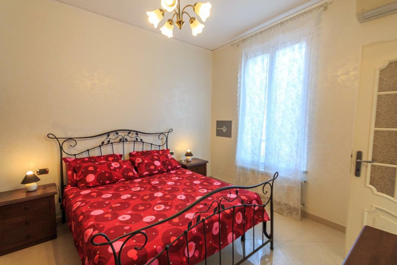 Appartamento A 30 Metri Dal Mare Varazze Exterior foto